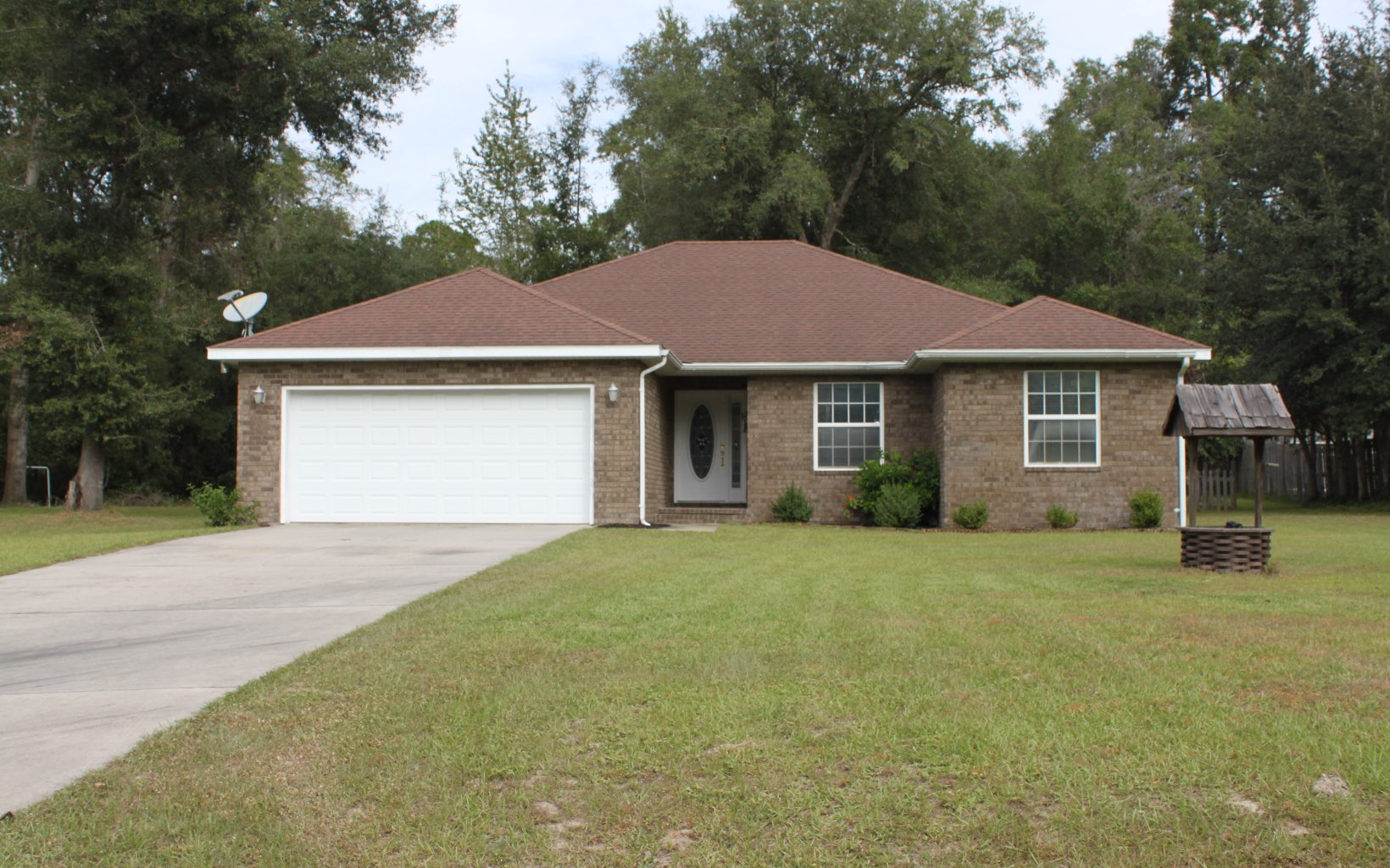 171 NW Silver Glen