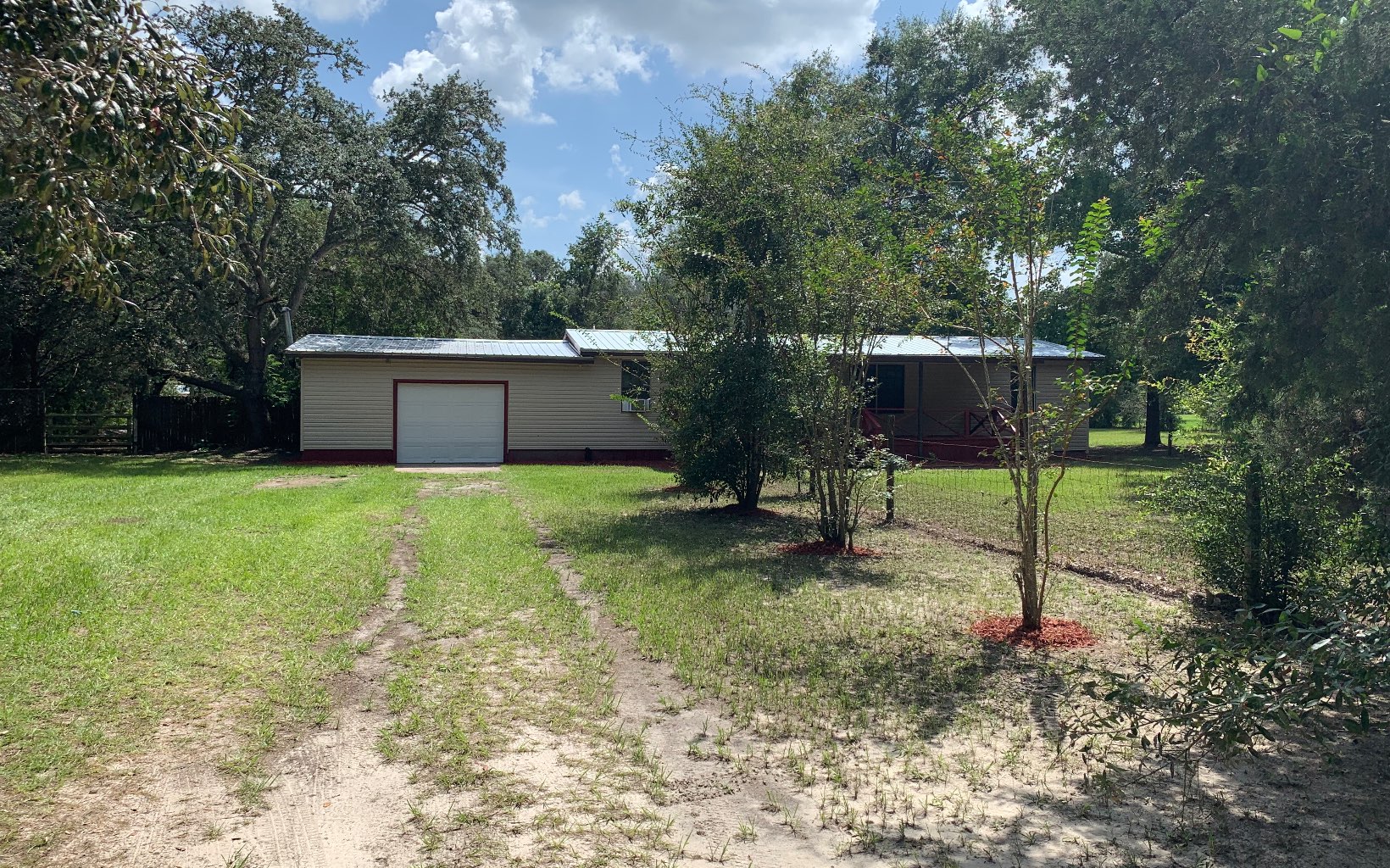 294 SW Condor Pl
