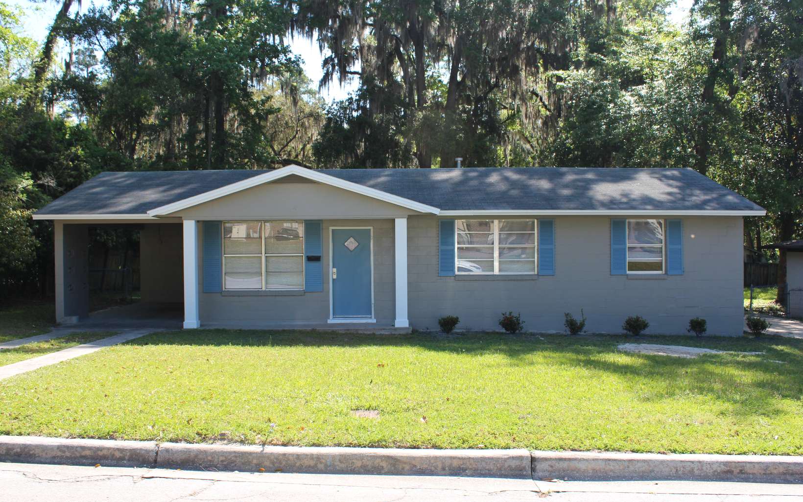 1407 SE Loquat