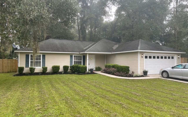 257 SE Forest Terr