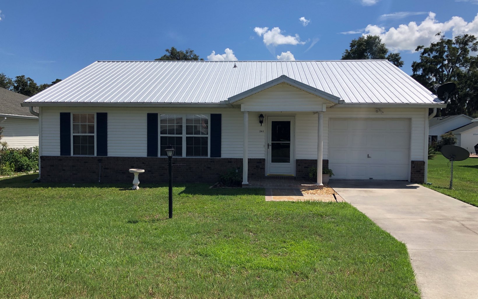 265 SE Elm Loop
