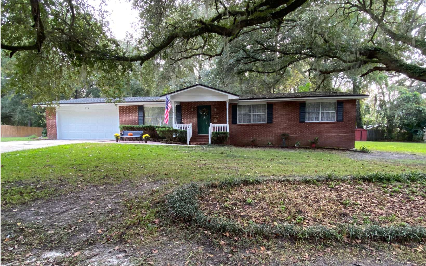 774 NW Brady Circle