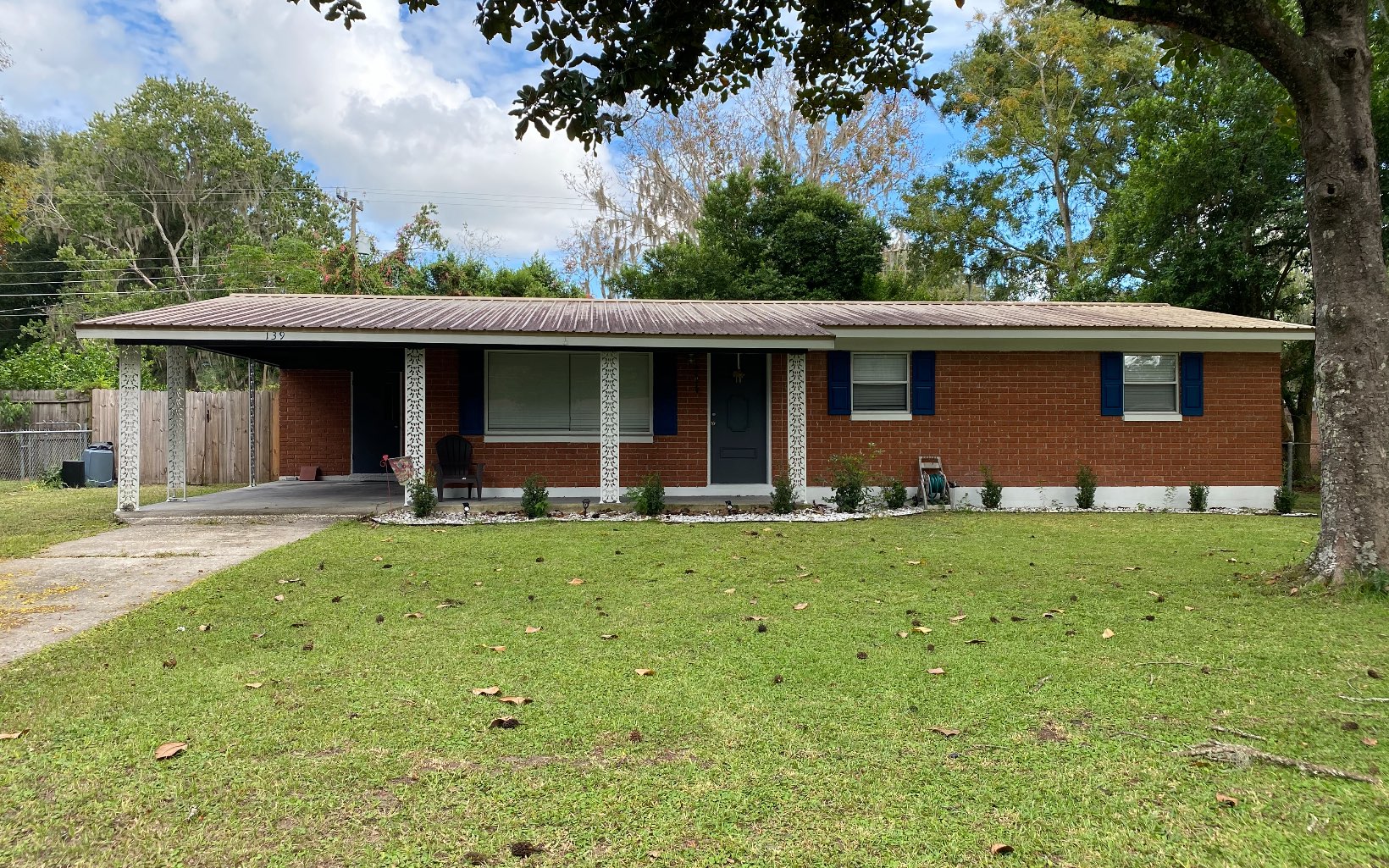 139 SE Dustin Terrace