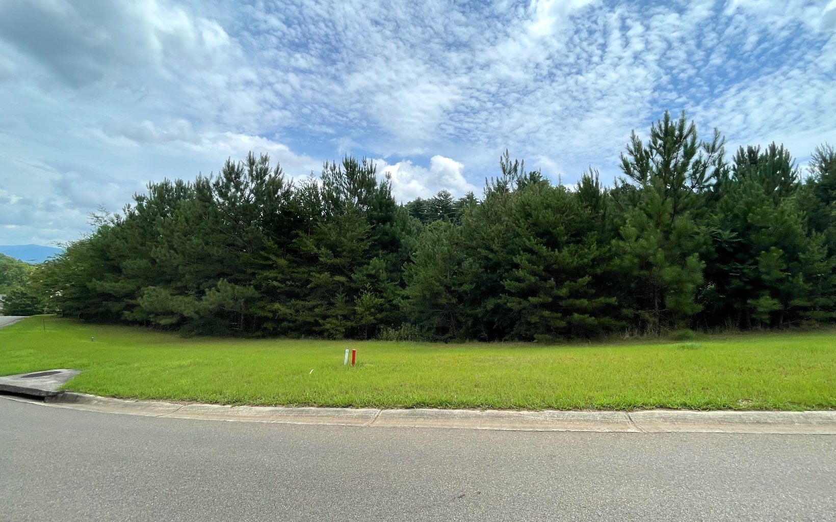 LOT 6  SUMMIT VIEW DR