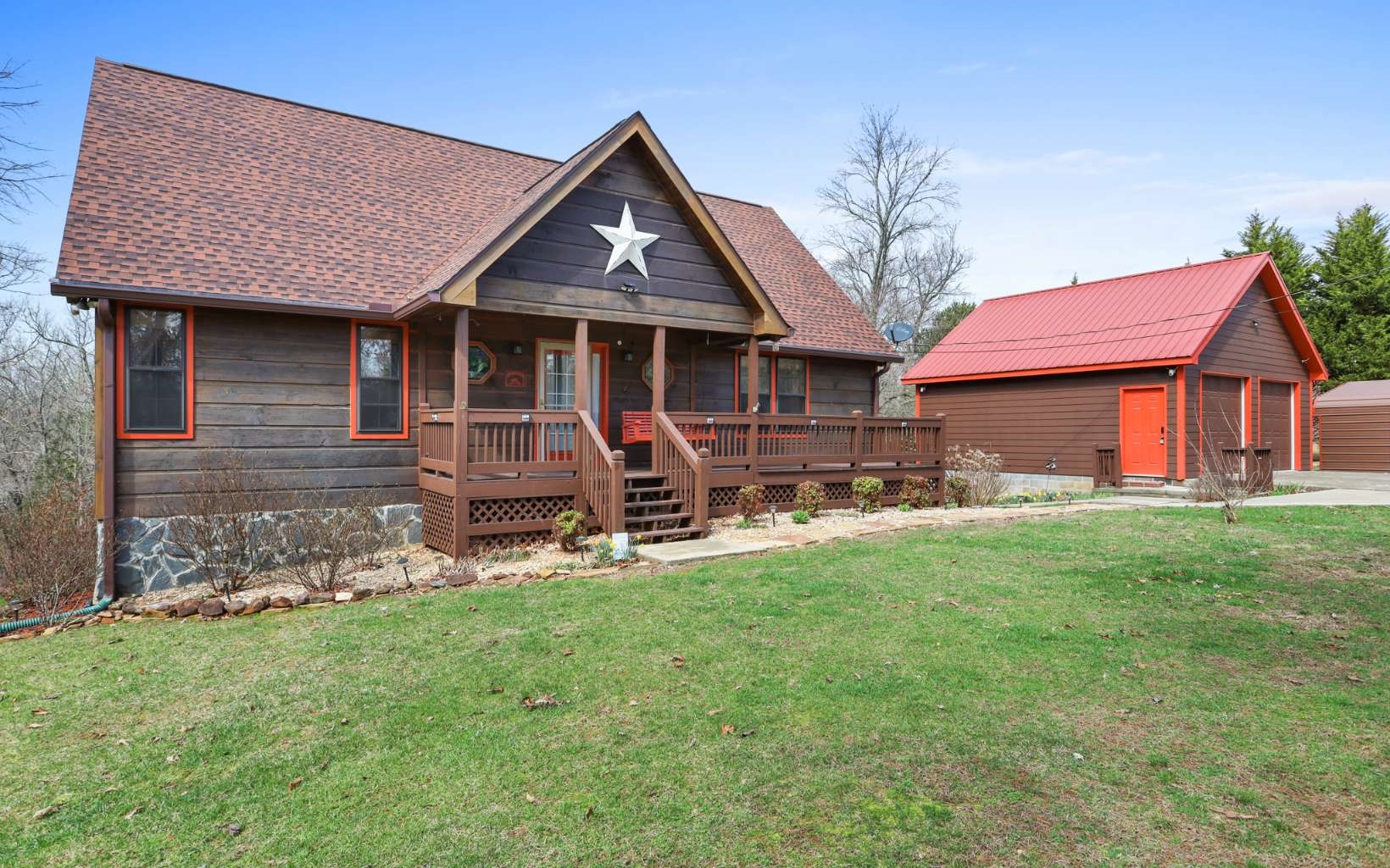 Its time to finally buy that mountain cabin, this one has it all! This cabin is the PERFECT retreat for your family and friends, only 90 minutes from Atlanta. Start a new family tradition now in this super FUN cabin with some awesome amenities! You will LOVE the downstairs and the outdoor activities with an awesome private backyard.! Located less than 15 min from downtown Blue Ridge. Close by is Lake Blue Ridge, tubing on the Toccoa, and some of the best hiking trails and wineries! The drive to the cabin is easy to get back and forth from your excursions. Enjoy some seasonal mountain views!