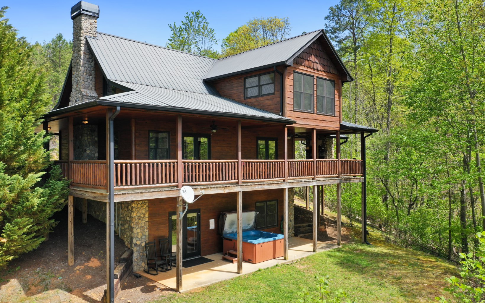 Turnkey Rental alert!! Gorgeous Cabin in the North Georgia Mountains. 3 bd/3ba, granite countertops, outdoor fireplace, full finished basement with game room. Extra large master, with jetted tub & separate stand up shower. The best part of cabin is the outdoor area with full wrap around deck and separate sitting area and real wood burning fireplace. Views of the beautiful Blue Ridge Mountains. Fully furnished cabin with rustic decor. Successful rental with My Mountain Cabin Rentals. "Alley's Hideaway" Book a weekend to see if this is the one ! Second Home or Vacation Rental for friends and family. You will love the privacy.