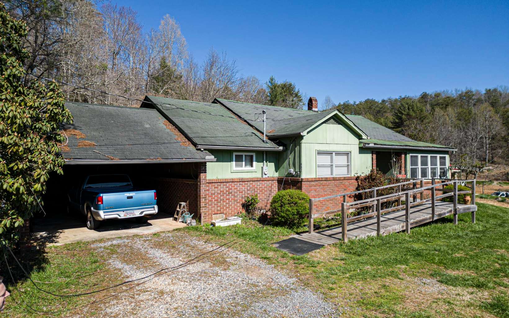 This home is located less than 1 mile from downtown Blue Ridge and just beyond the city limits of Blue Ridge. Fantastic opportunity to get your hands on a great fixer-upper. This home offers three bedrooms and one full bath, plus a bath and an attached carport.