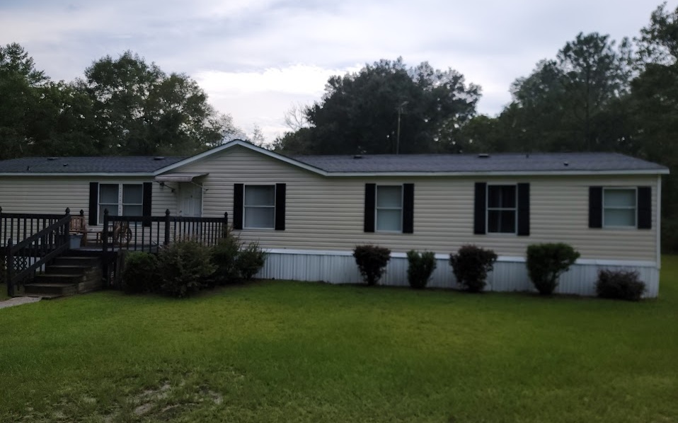 Sold 243 SE Thomas Way, Lee, FL 32059 MLS 116937