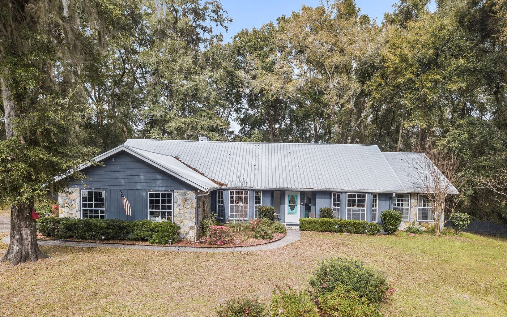 For Sale 614 NW Harris Lake Drive, Lake City, FL 32055