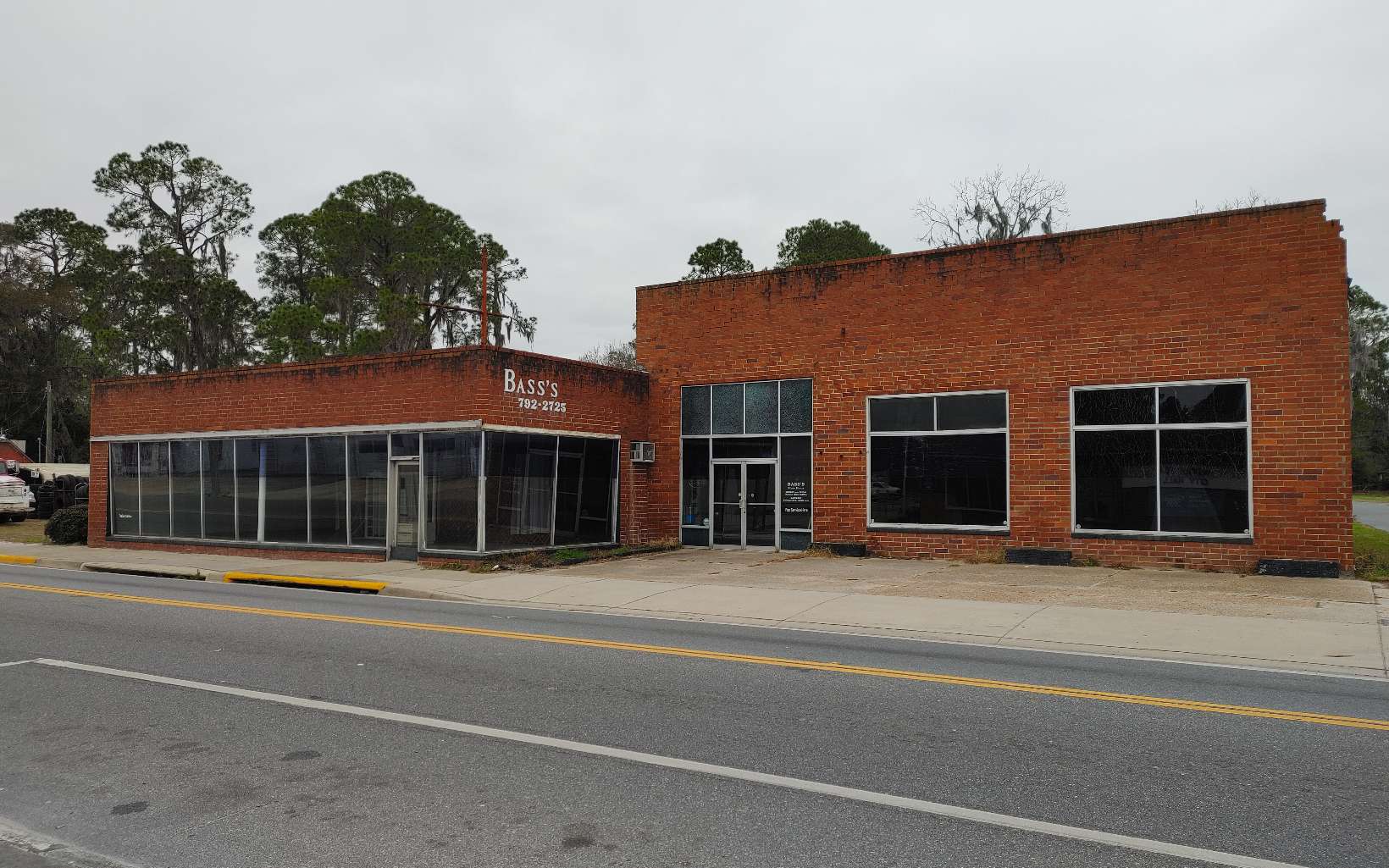 For Sale 303 E Hatley Street, Jasper, FL 32052